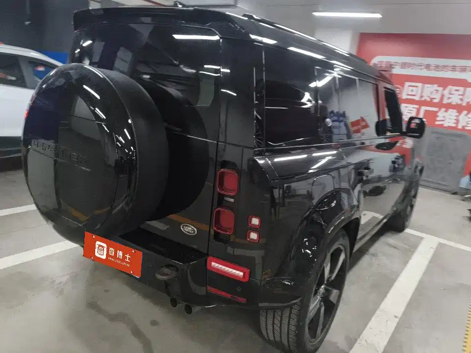 Land Rover Defender — миниатюра 6