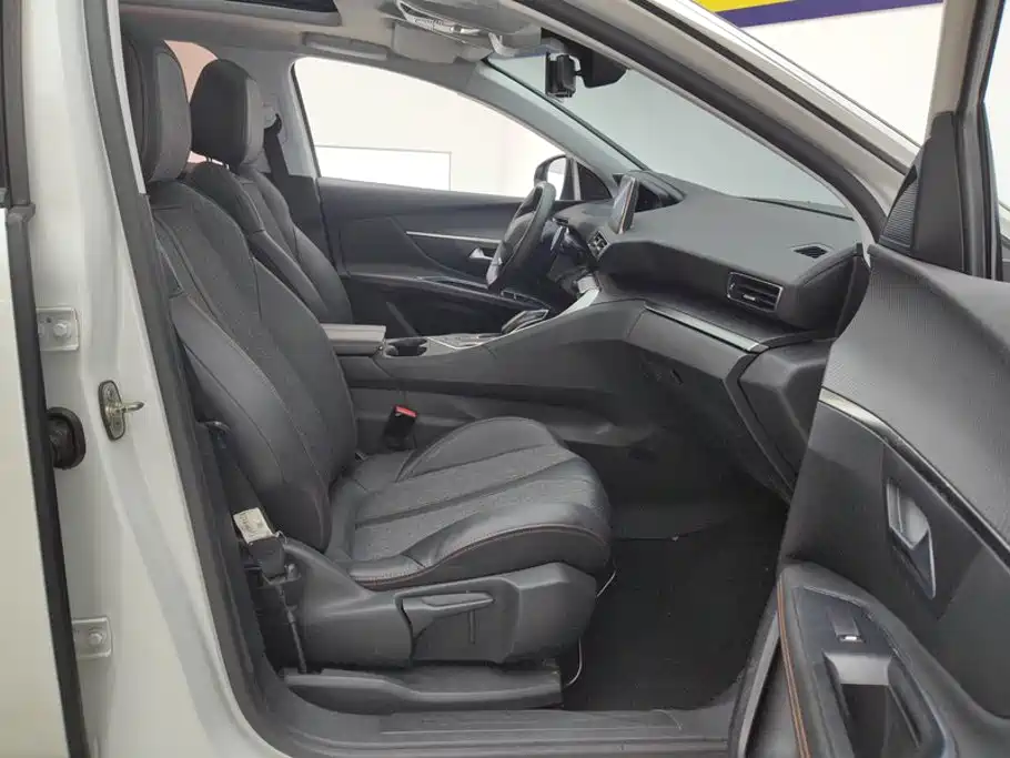 Peugeot 4008 — миниатюра 8