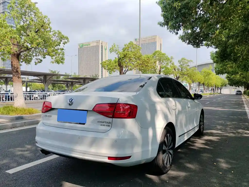 Volkswagen Sagitar — миниатюра 7