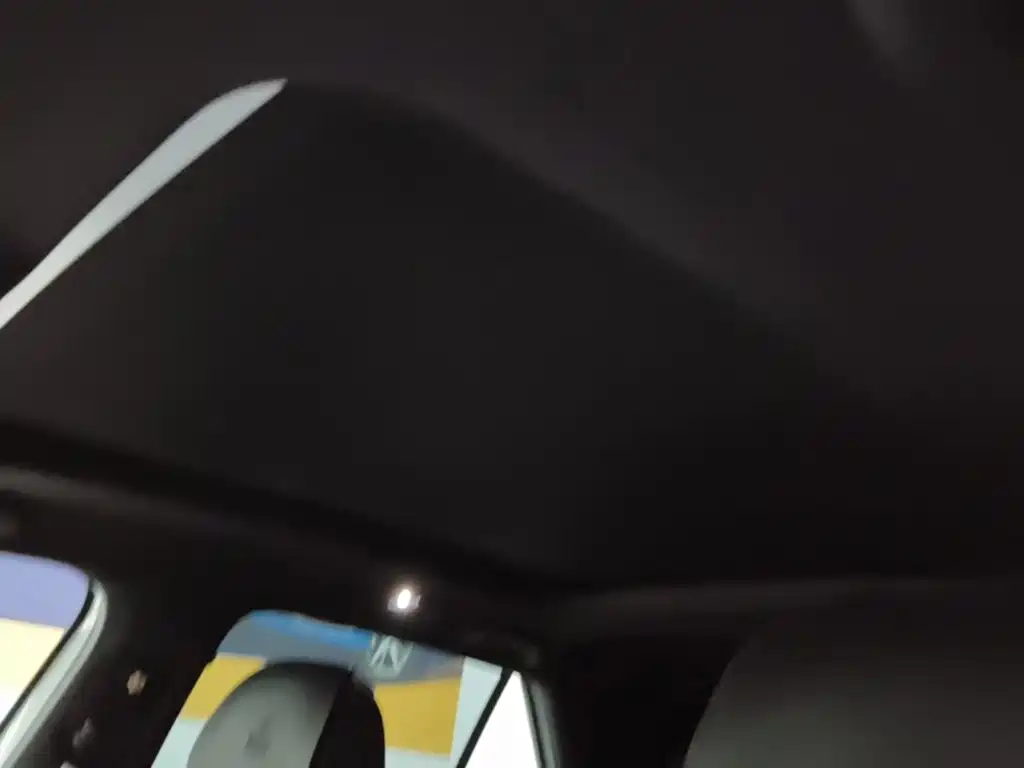 Volkswagen T-Roc — миниатюра 18