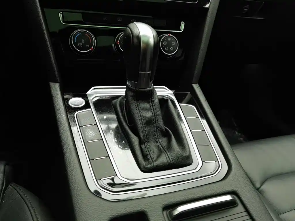 Volkswagen Magotan — миниатюра 13