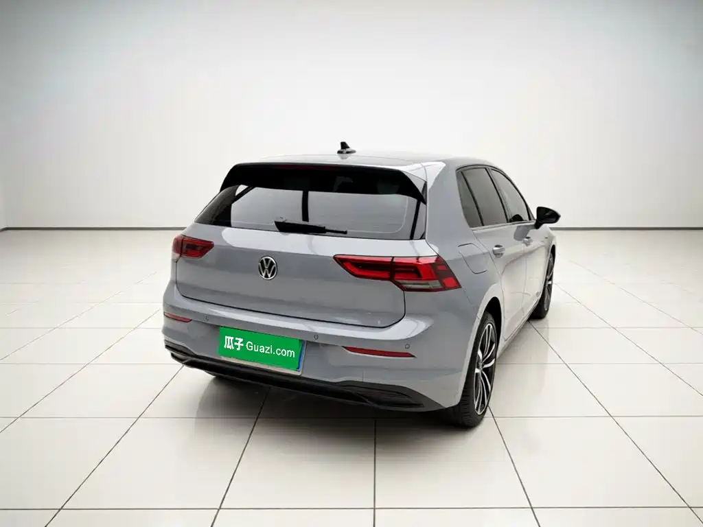 Volkswagen Golf — миниатюра 6