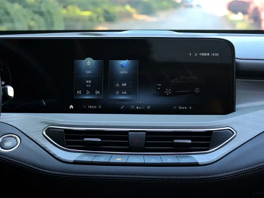 Ford Equator EcoBoost 225 Platinum Leader Type 6 seats, фото 13