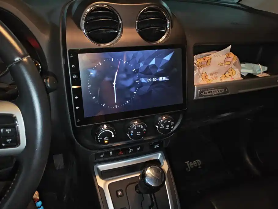 Jeep Compass (Import) — миниатюра 13