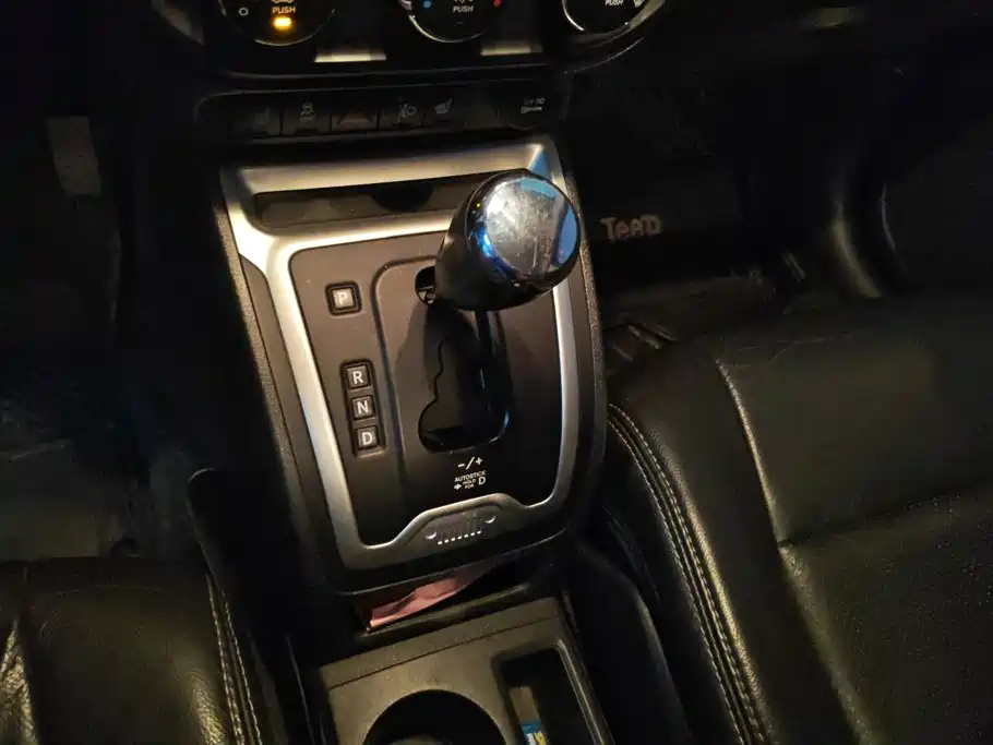 Jeep Compass (Import) — миниатюра 16
