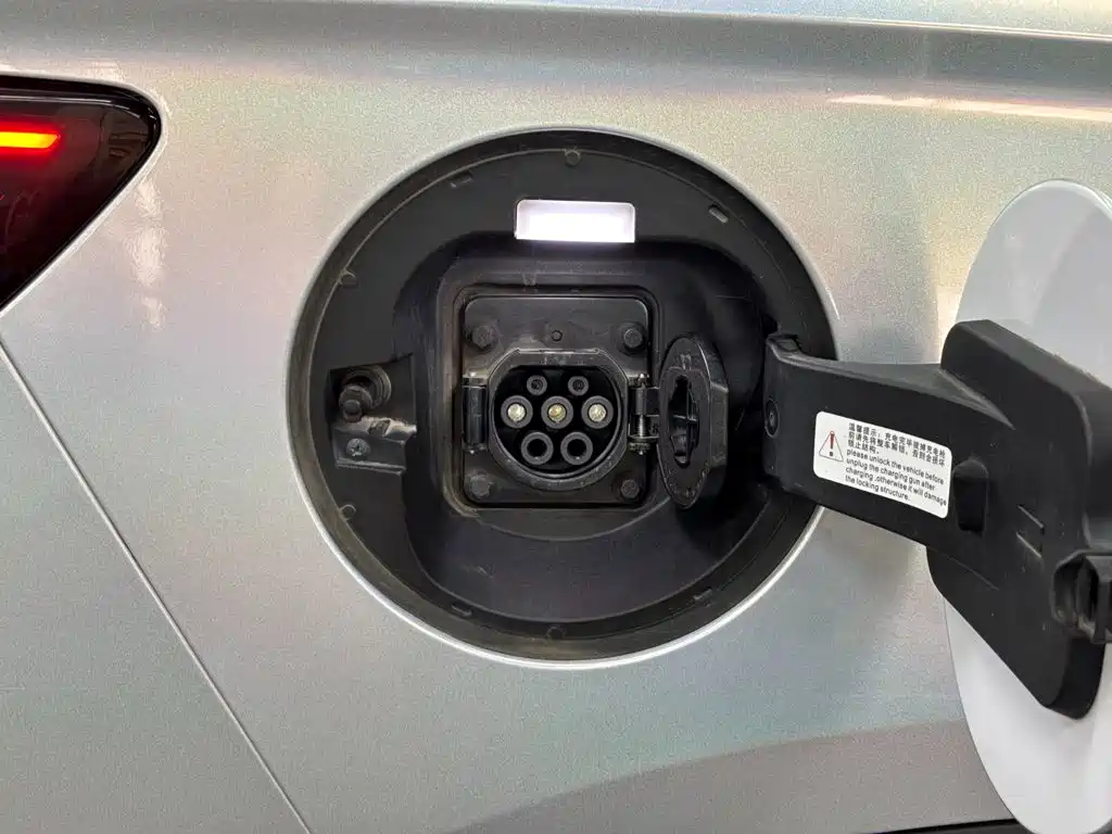 BYD PLUS New Energy — миниатюра 14