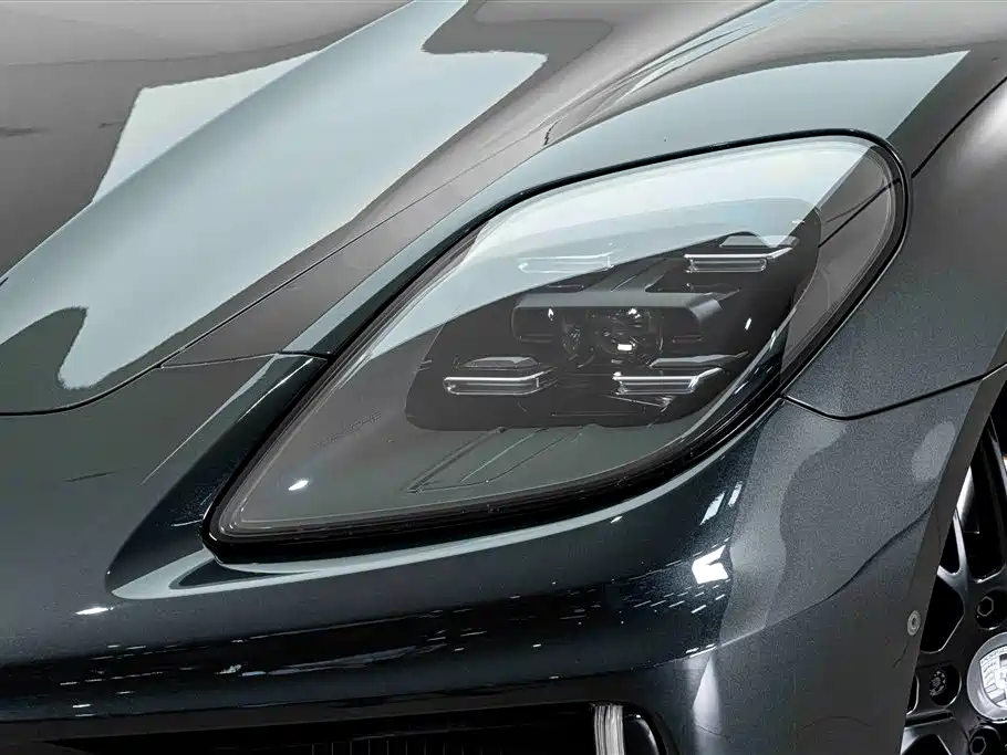 Porsche Panamera — миниатюра 4