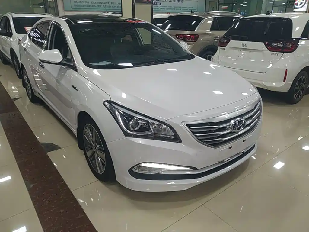 Hyundai Mistra — миниатюра 4