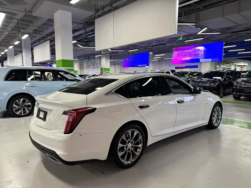 Cadillac CT5 — миниатюра 10