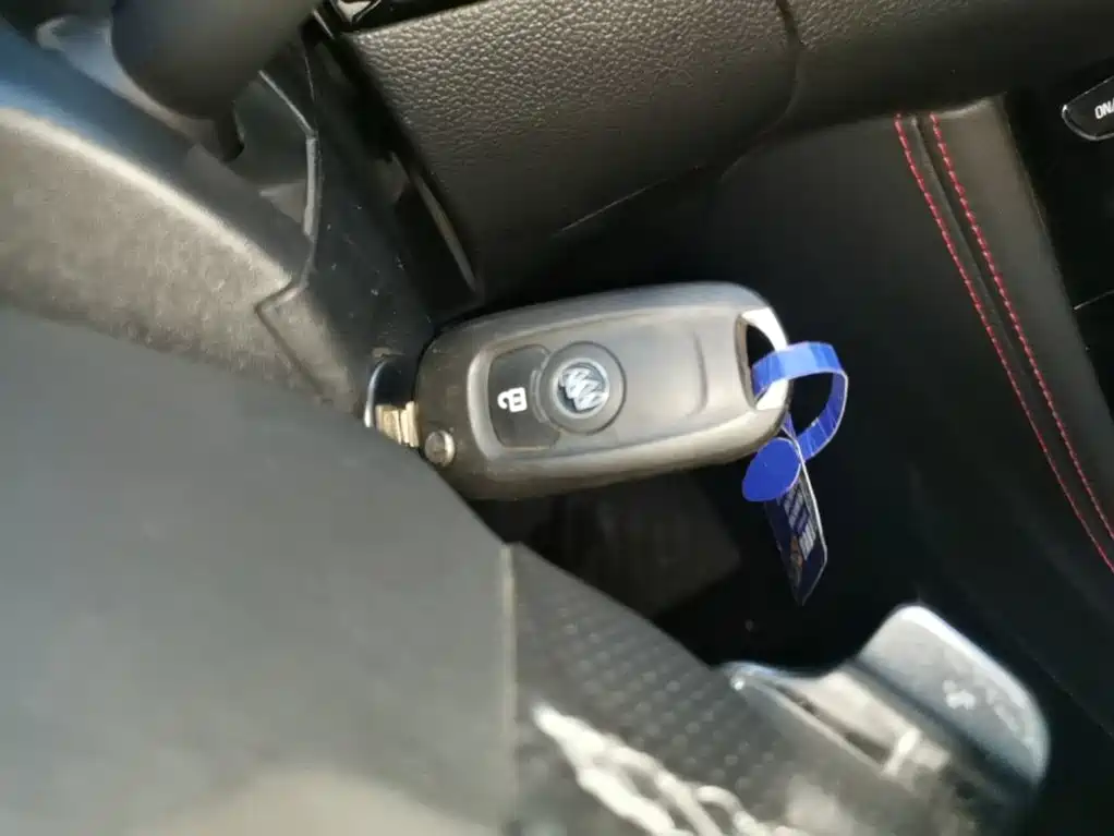 Buick Verano — миниатюра 9
