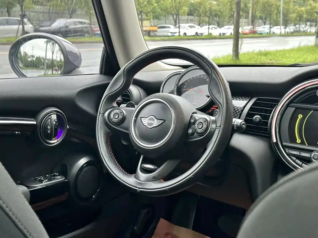 MINI Mini — миниатюра 16