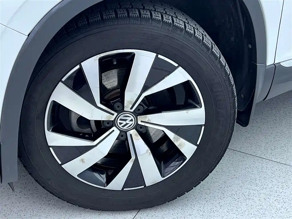 Volkswagen Tayron 2019 330TSI Luxury V