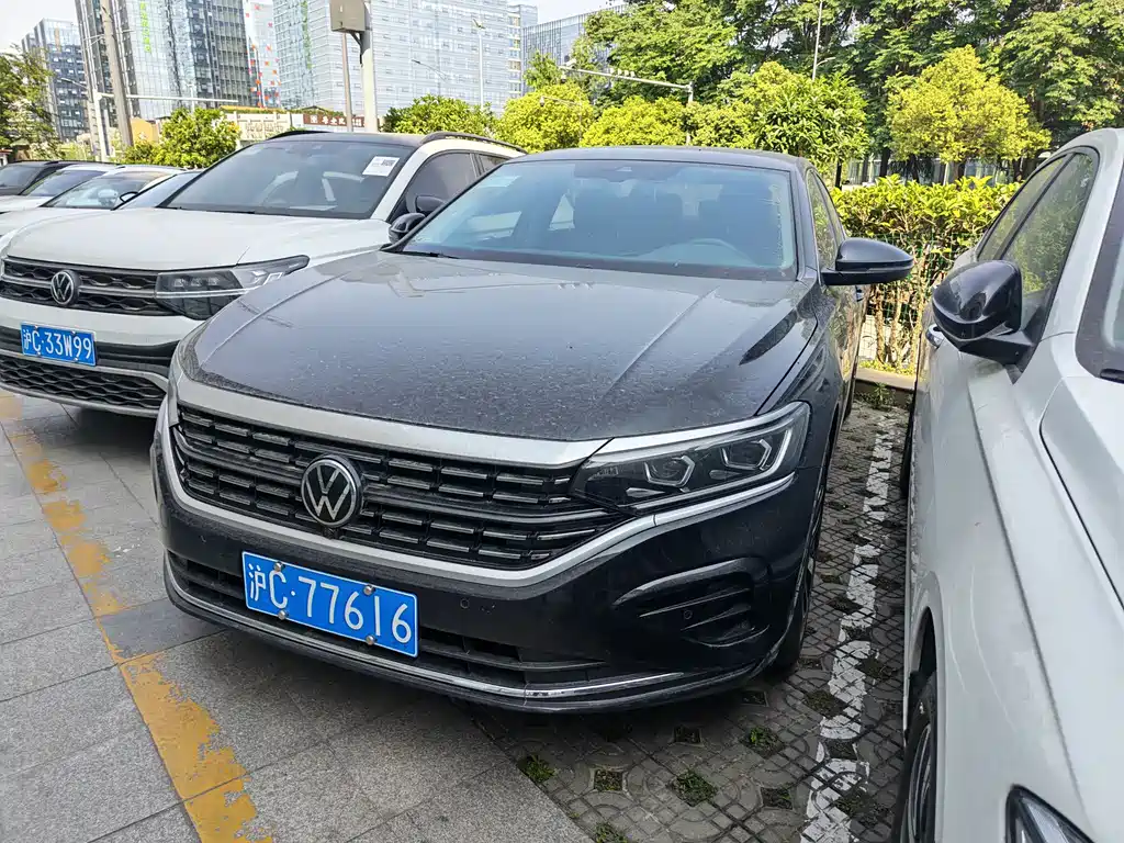 Volkswagen Passat 2025