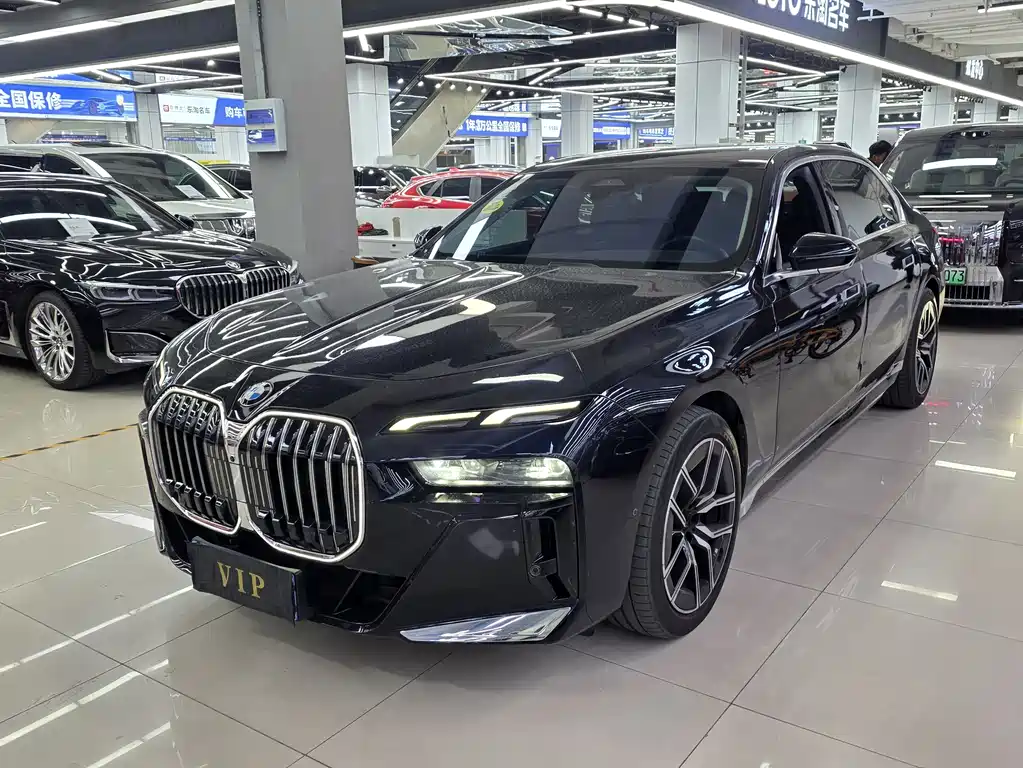 BMW 7 Series 2024
