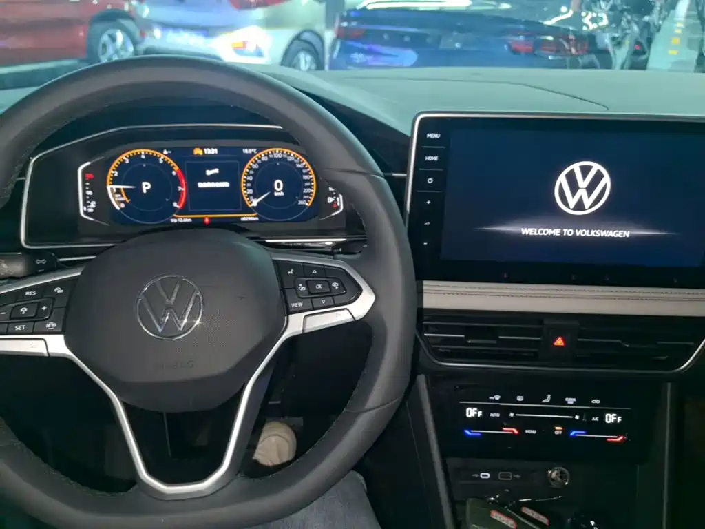 Volkswagen Tiguan L — миниатюра 6
