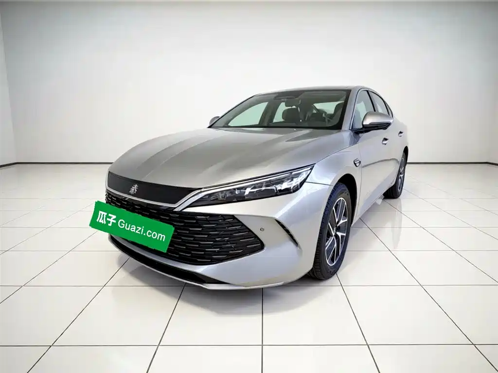BYD Qin L 2025 DM-i Smart Drive Edition 120KM Super Plus Type