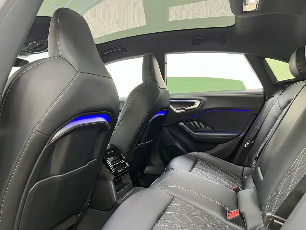 Audi A5L Sportback — миниатюра 17