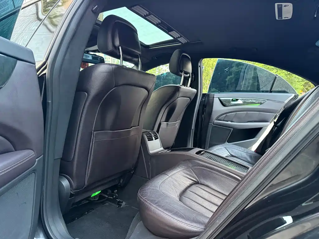 Mercedes-Benz CLS — миниатюра 9