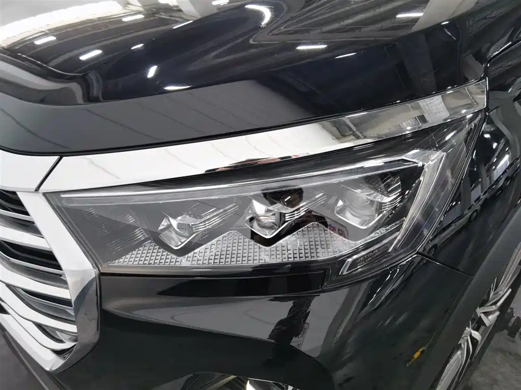 JETOUR X90 PLUS 2021 1.6TD DCT 5 мест
