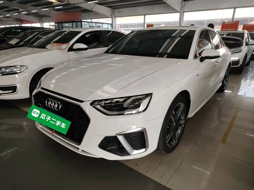 Audi A4L 2021