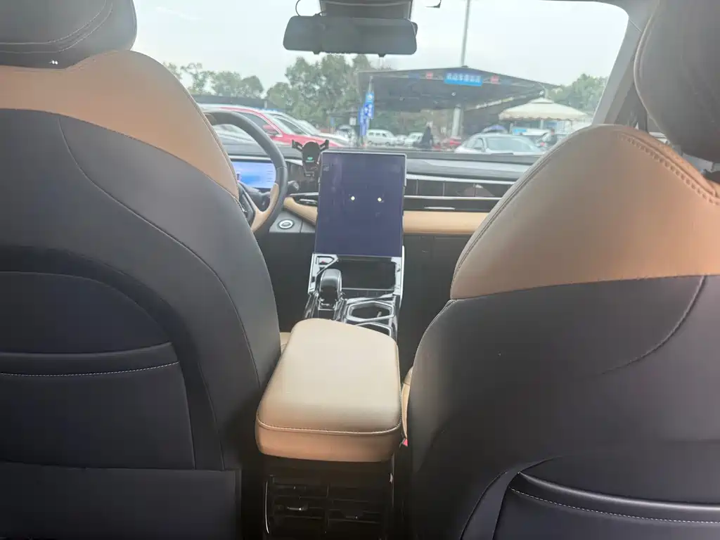 GEELY AUTOMOBILE BOYUE L