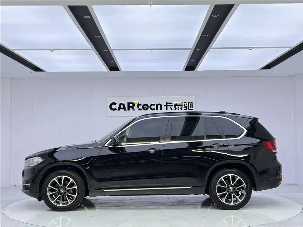 BMW X5 2014 xDrive35i Lead