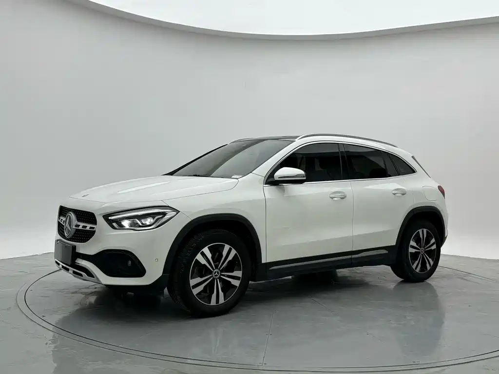 Mercedes-Benz GLA 2022 — фото 2