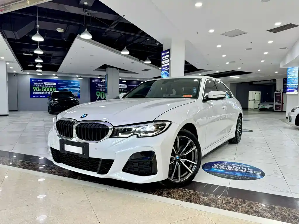 BMW 3 SERIES