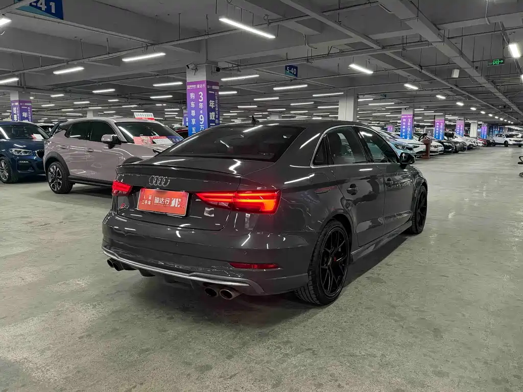AUDI S3