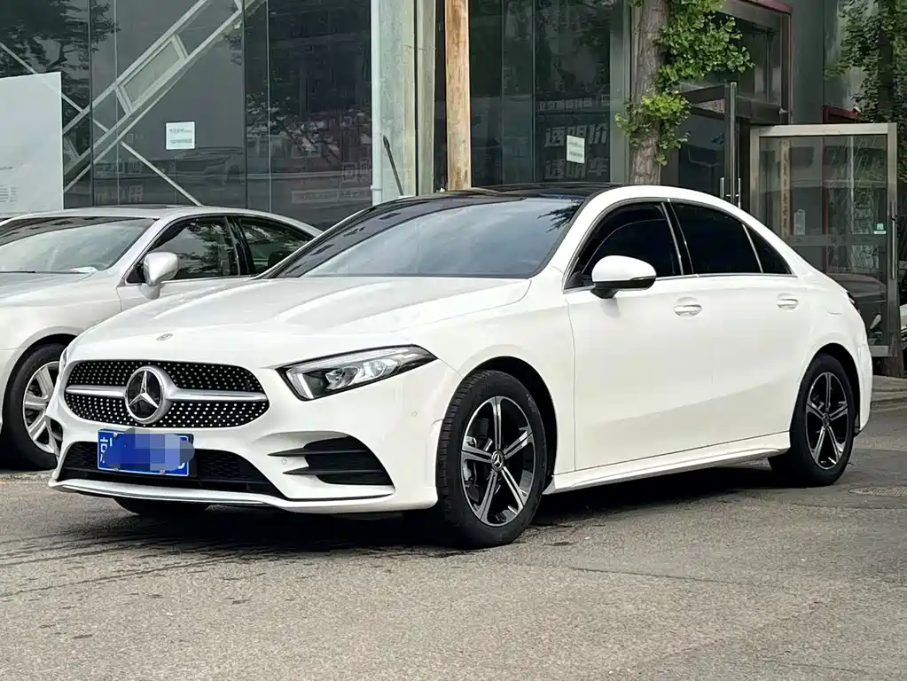 Mercedes-Benz A-Class 2023