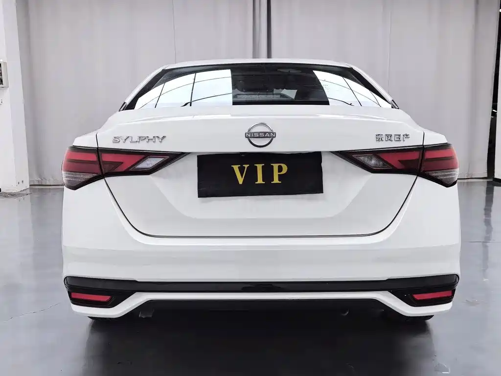 Nissan Sylphy — миниатюра 8