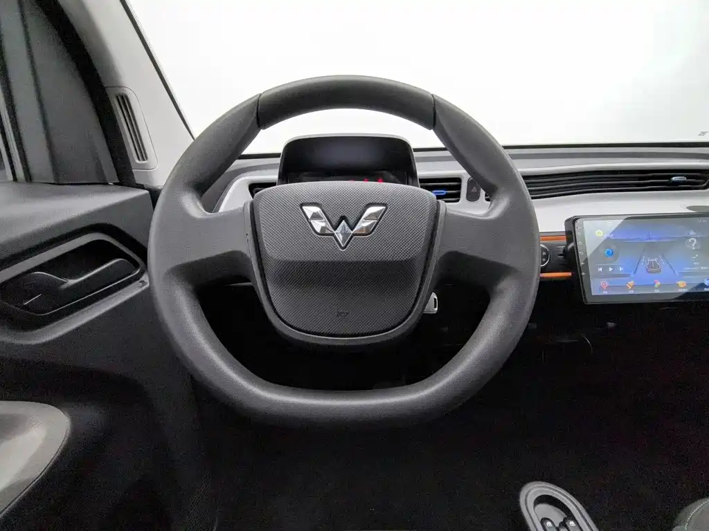 Wuling MINIEV — миниатюра 11