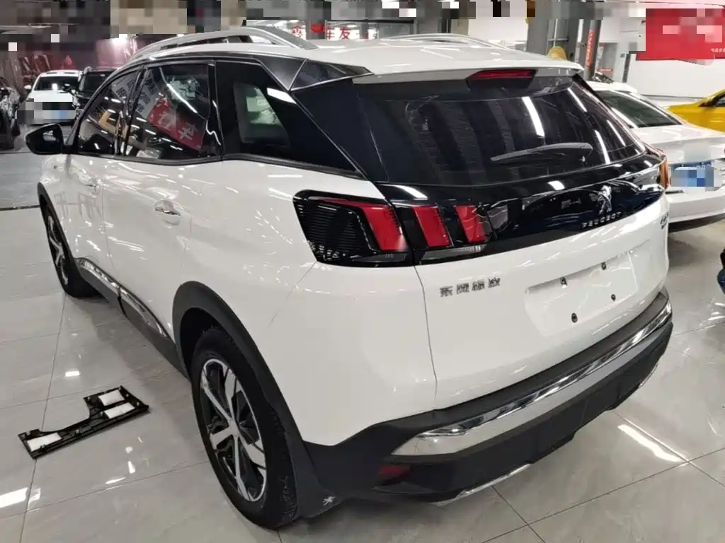 Peugeot 4008 — миниатюра 5