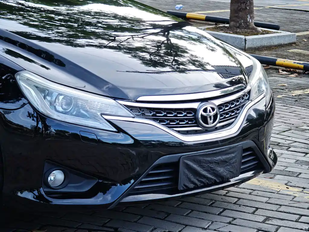 Toyota Reiz — миниатюра 13