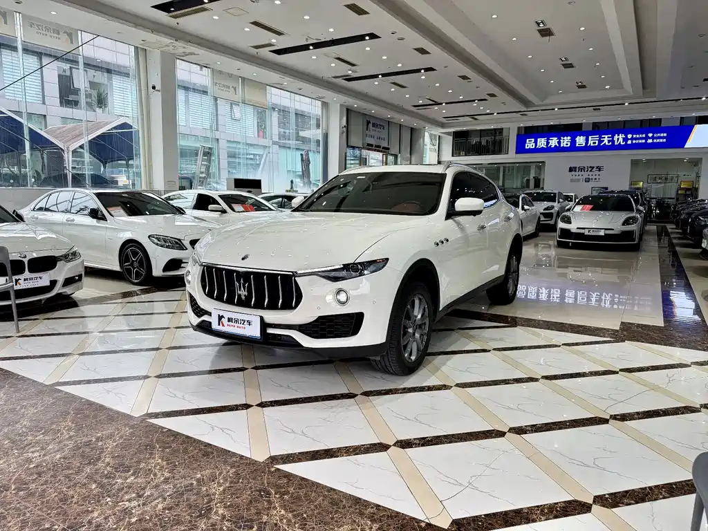 Maserati Levante — миниатюра 2