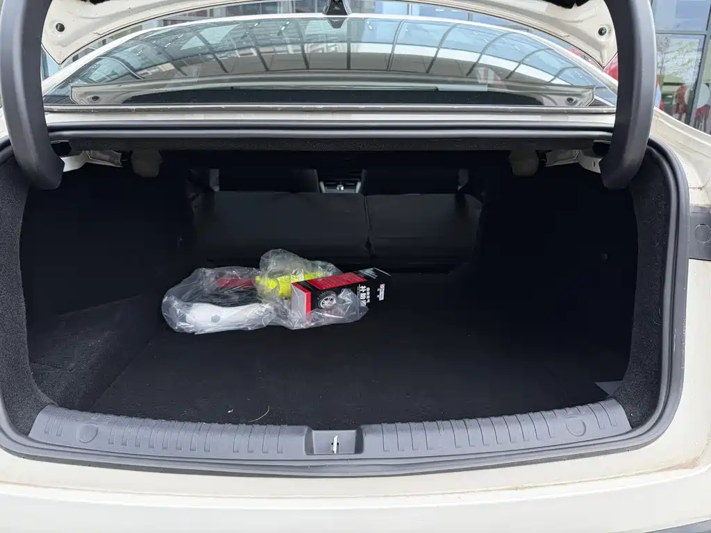 BYD SEAL 06 NEW ENERGY