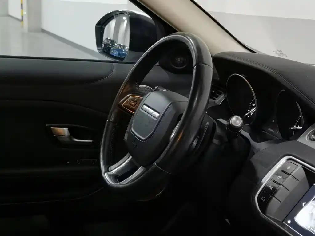 Land Rover Evoque — миниатюра 22