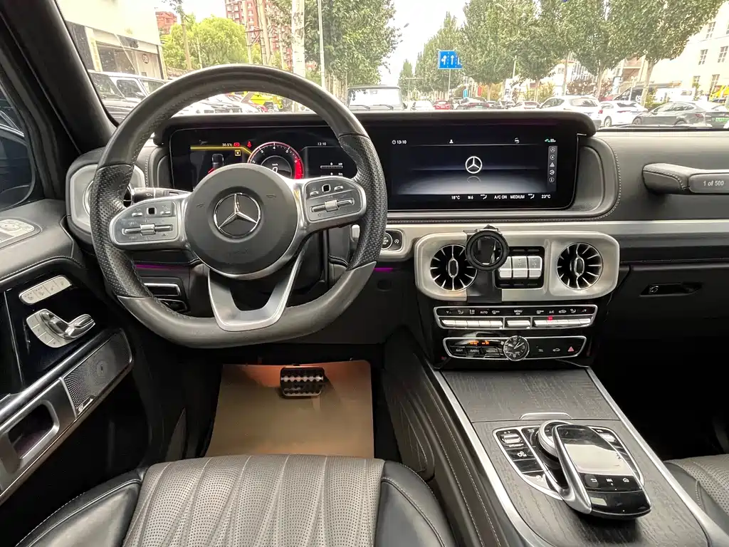 Mercedes-Benz G-Class — миниатюра 13