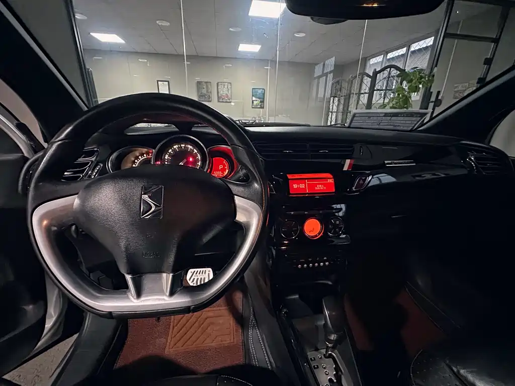 DS DS 3 — миниатюра 12