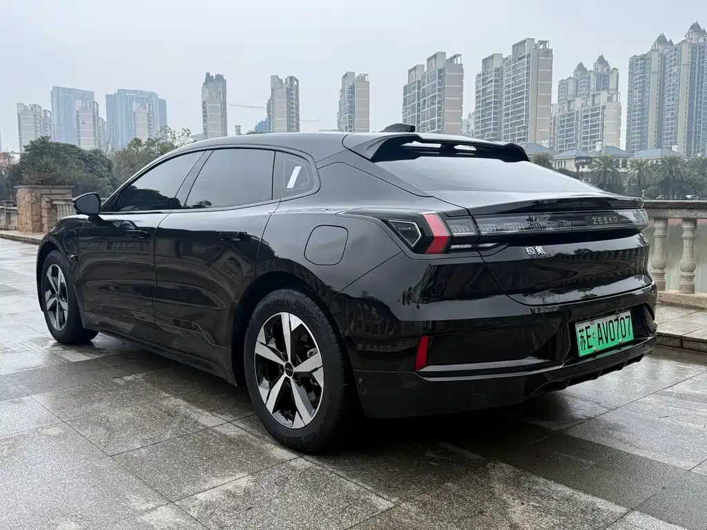 ZEEKR EXTREME KRYPTON 001