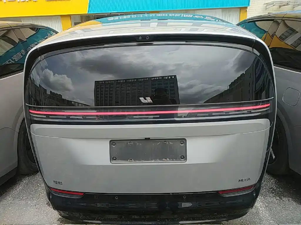 Li Auto Li MEGA — миниатюра 6