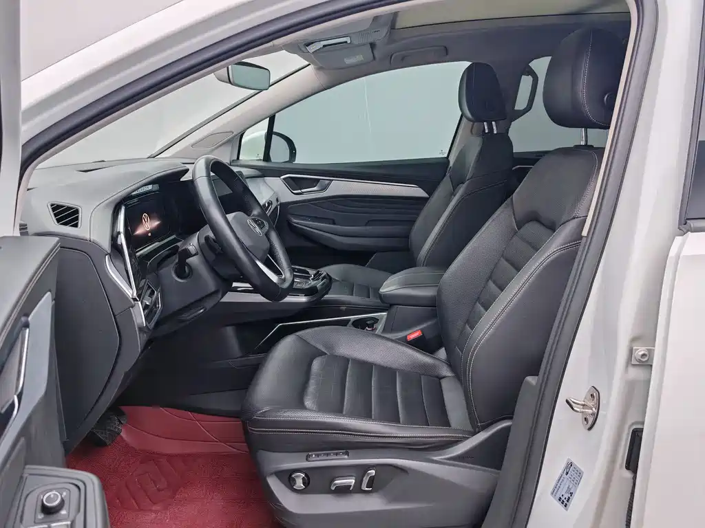 Volkswagen Viloran 2022 380TSI Luxury Pro 6 мест