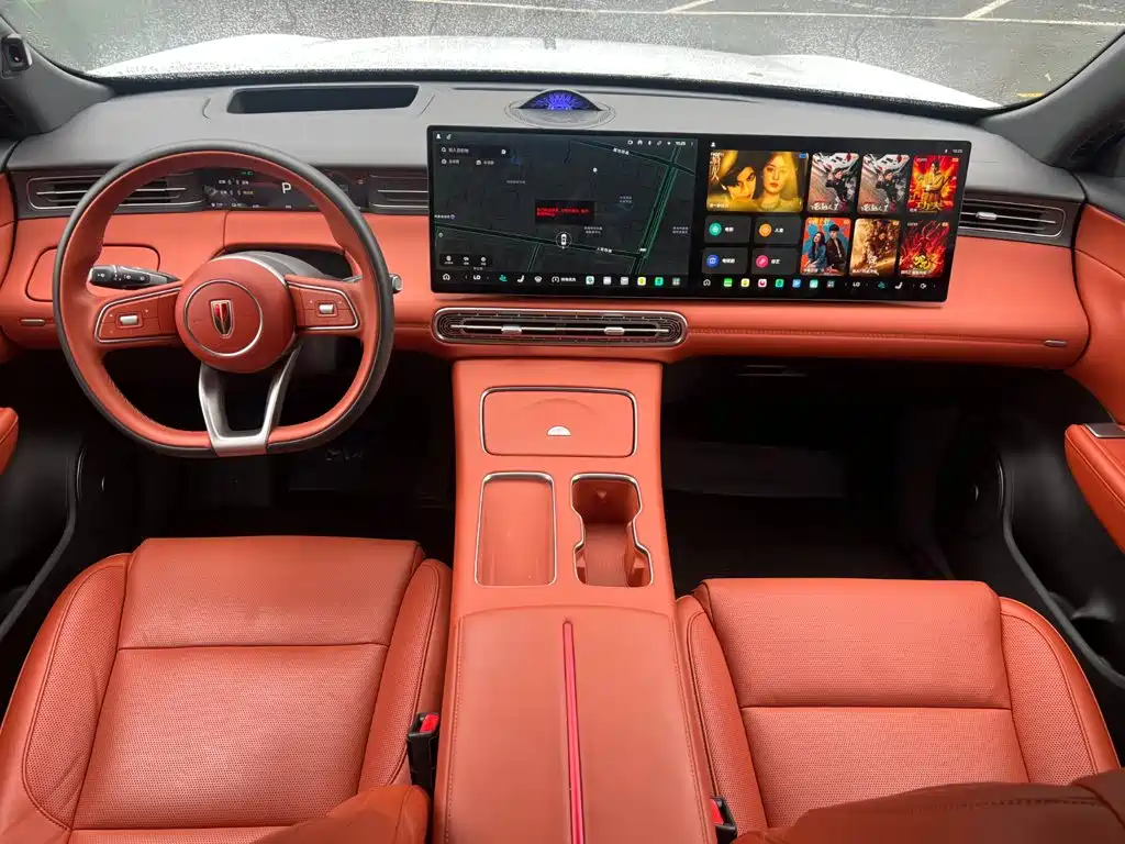 Hongqi Красный флаг HS6 PHEV — миниатюра 13