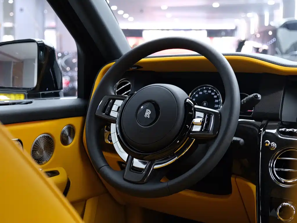 ROLLS-ROYCE CULLINAN