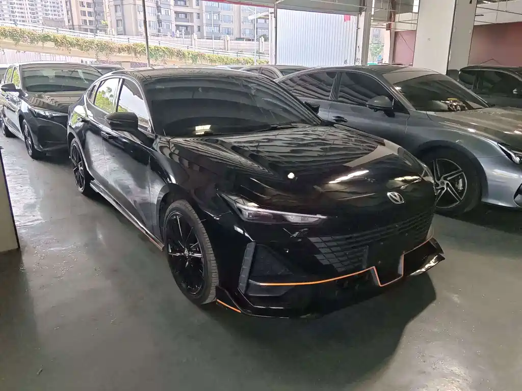 Changan UNI-V — миниатюра 3