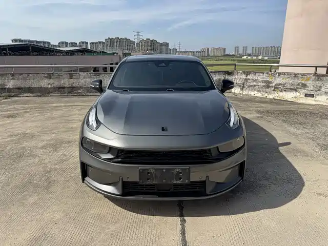 2021 Lynk & Co 03