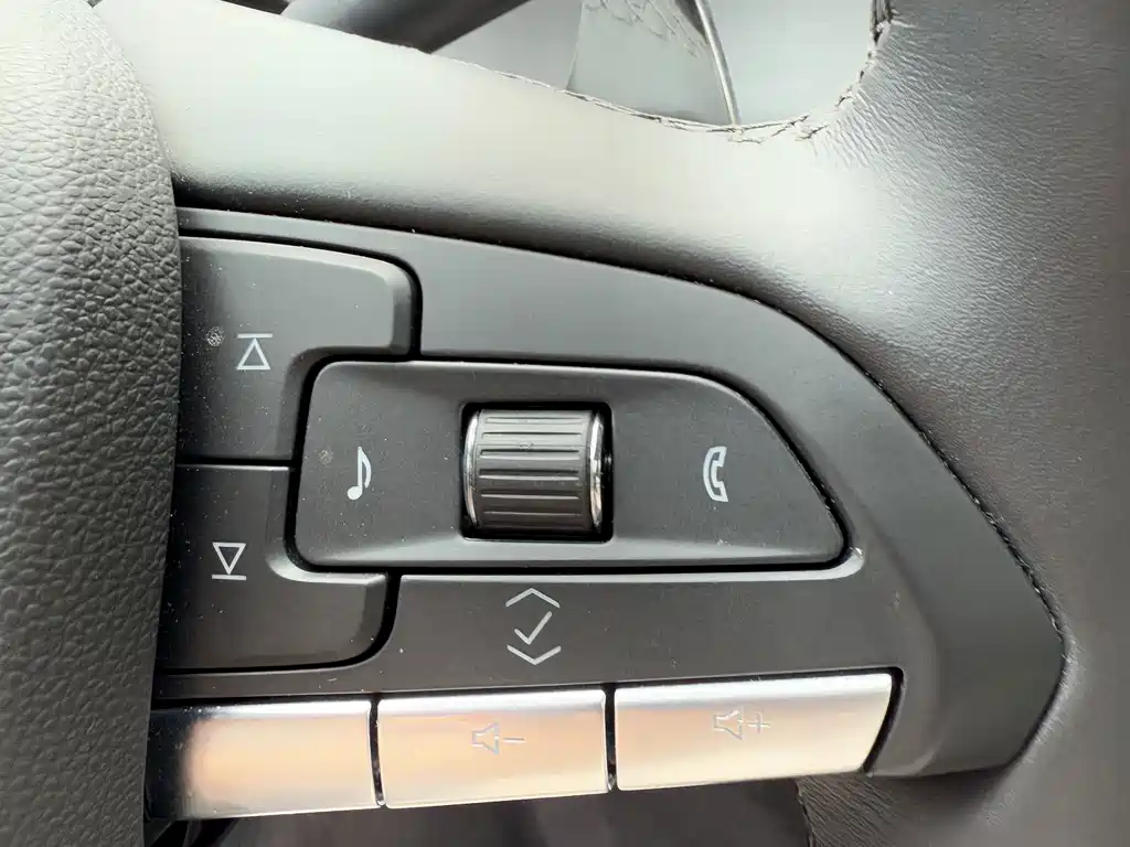 Cadillac CT5 — миниатюра 17