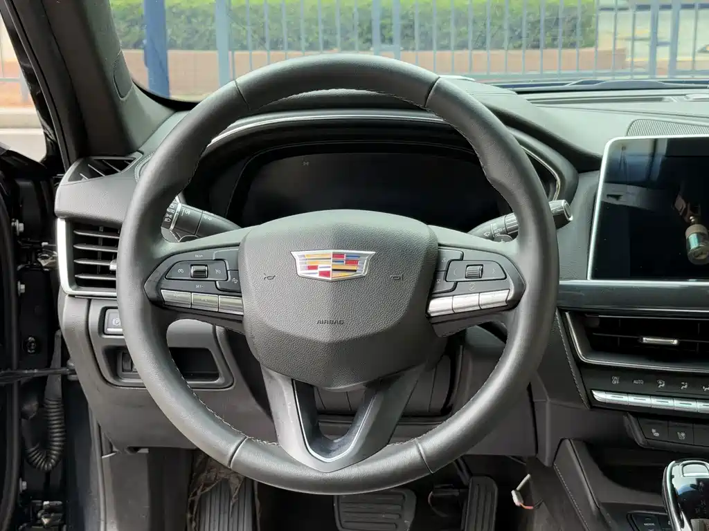 Cadillac CT5 — миниатюра 27