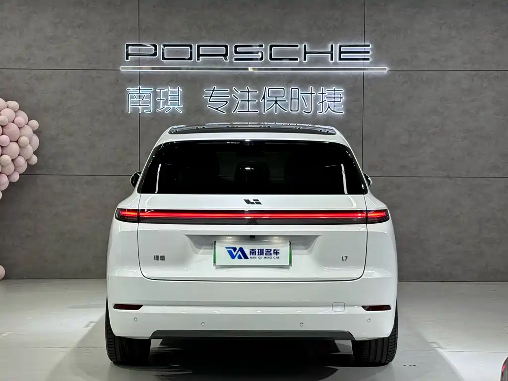 Li Auto IDEAL L7