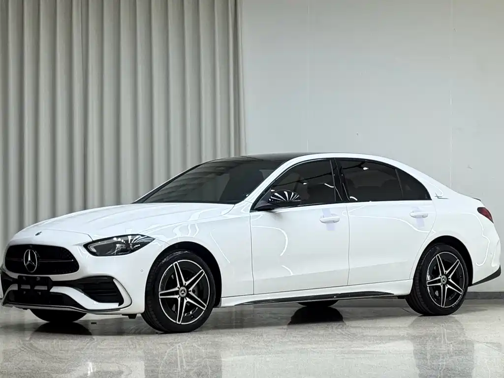Mercedes-Benz C-Class 2024